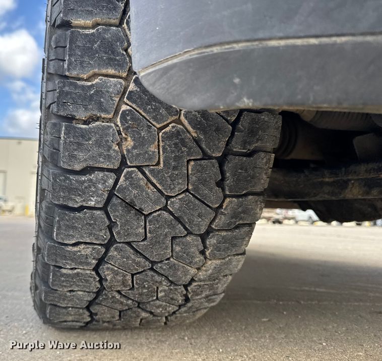 image for item EA2276 2021 Ford F150 Crew Cab pickup truck