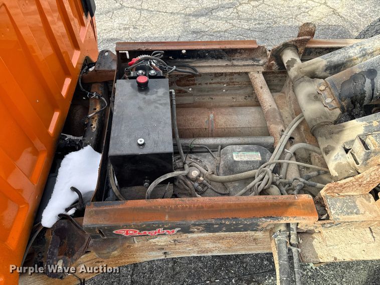 image for item EA2314 2007 Chevrolet Silverado 3500HD dump flatbed pickup truck