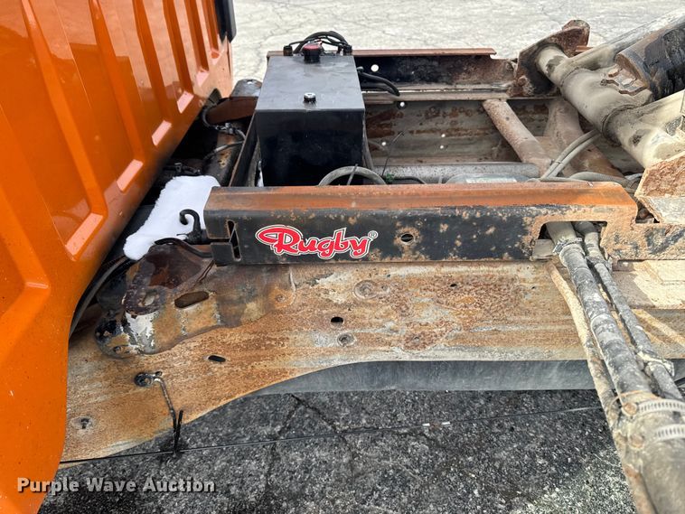 image for item EA2314 2007 Chevrolet Silverado 3500HD dump flatbed pickup truck