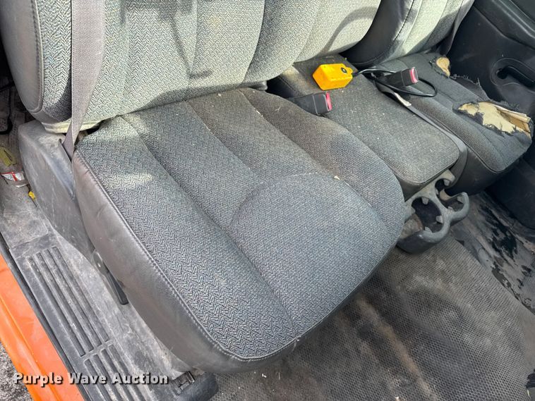 image for item EA2314 2007 Chevrolet Silverado 3500HD dump flatbed pickup truck