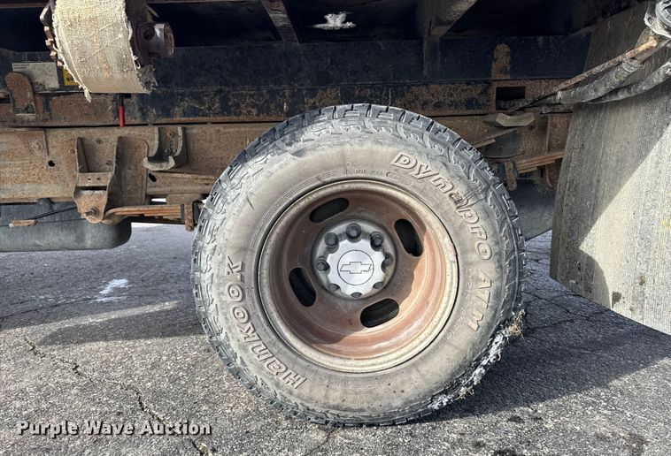 image for item EA2314 2007 Chevrolet Silverado 3500HD dump flatbed pickup truck