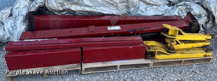 image for item EA2315 Challenger CL9 automotive lift