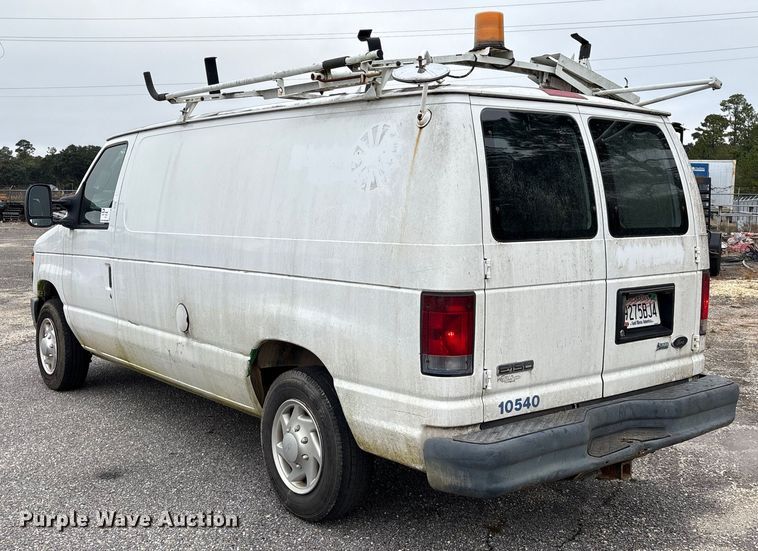 image for item EA7126 2009 Ford E150 van
