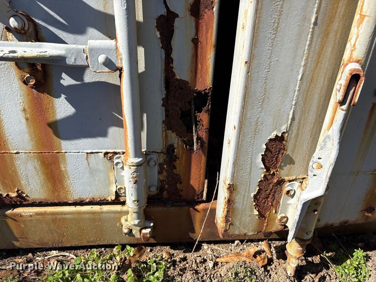 image for item EA7182 2006 shipping container