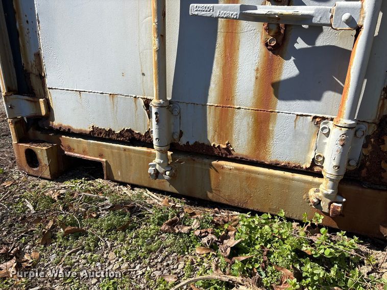 image for item EA7182 2006 shipping container