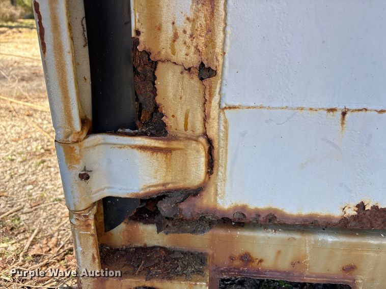 image for item EA7182 2006 shipping container