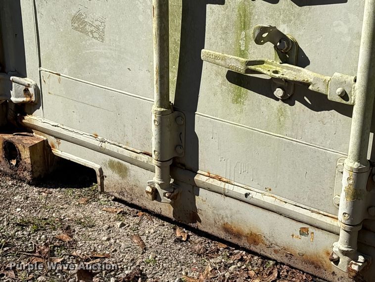 image for item EA7183 2001 shipping container