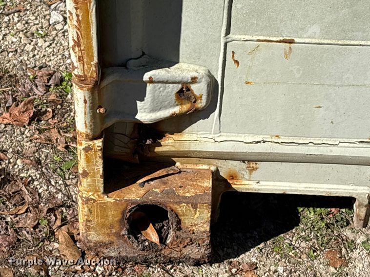 image for item EA7183 2001 shipping container