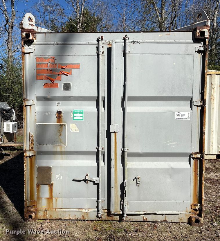 image for item EA7184 2006 CIMC shipping container