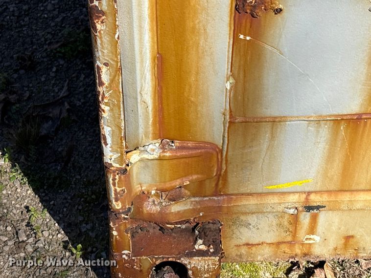 image for item EA7184 2006 CIMC shipping container