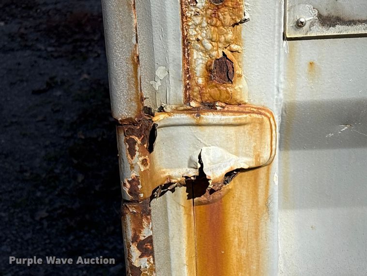 image for item EA7184 2006 CIMC shipping container