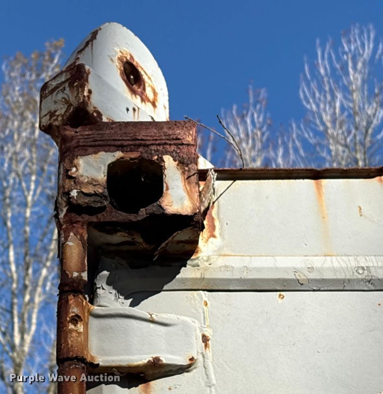 image for item EA7184 2006 CIMC shipping container