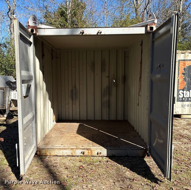 image for item EA7184 2006 CIMC shipping container