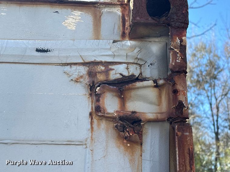 image for item EA7185 2006 CIMC shipping container