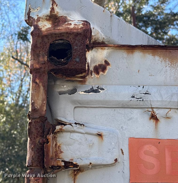 image for item EA7185 2006 CIMC shipping container