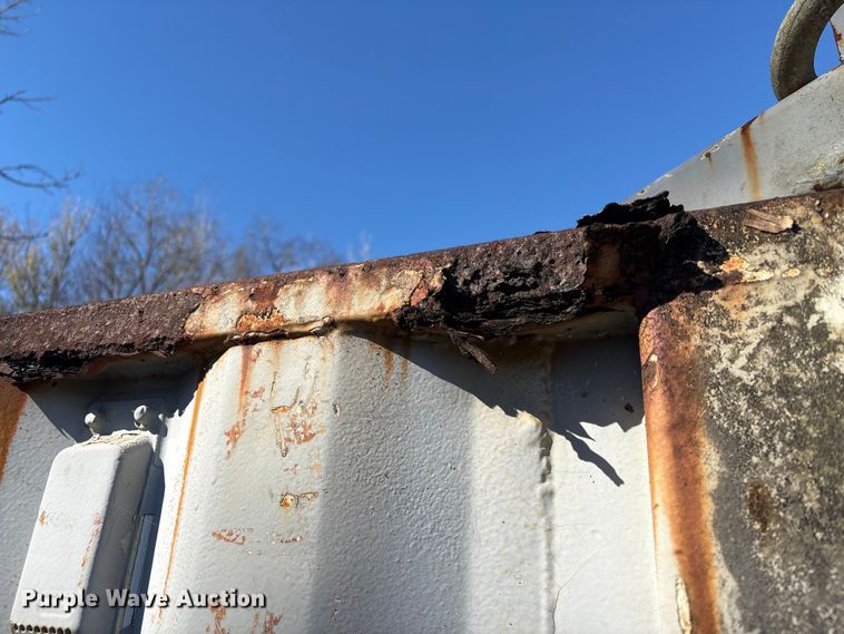 image for item EA7185 2006 CIMC shipping container