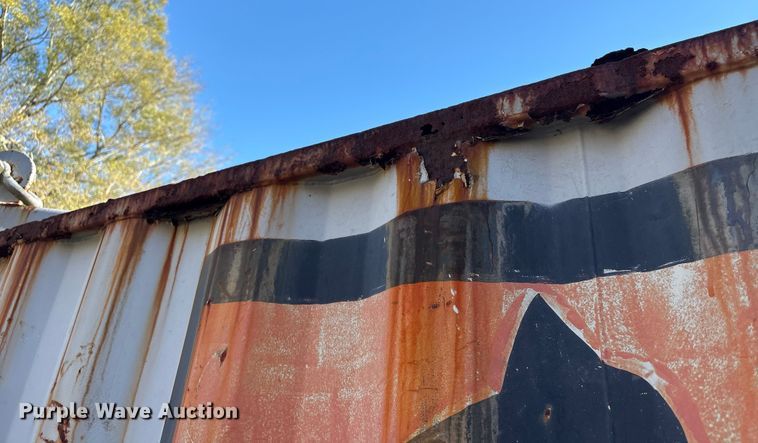 image for item EA7185 2006 CIMC shipping container