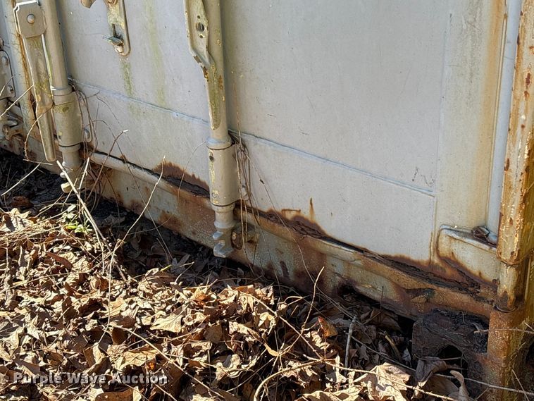 image for item EA7186 1998 shipping container