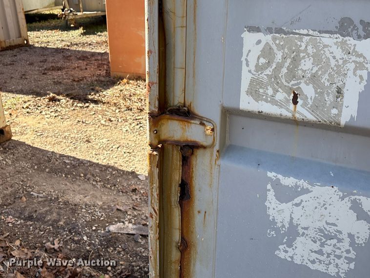 image for item EA7186 1998 shipping container