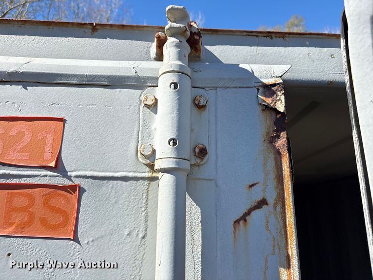 image for item EA7187 2006 CIMC shipping container