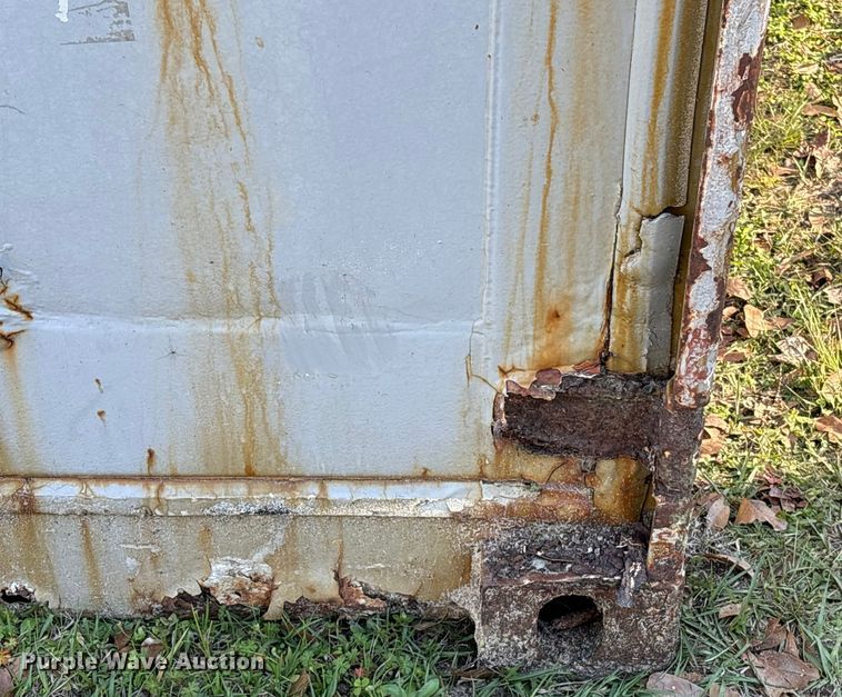 image for item EA7188 Shipping container