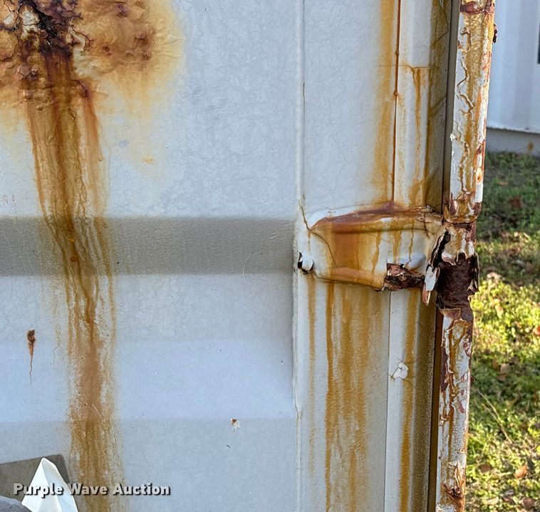 image for item EA7188 Shipping container