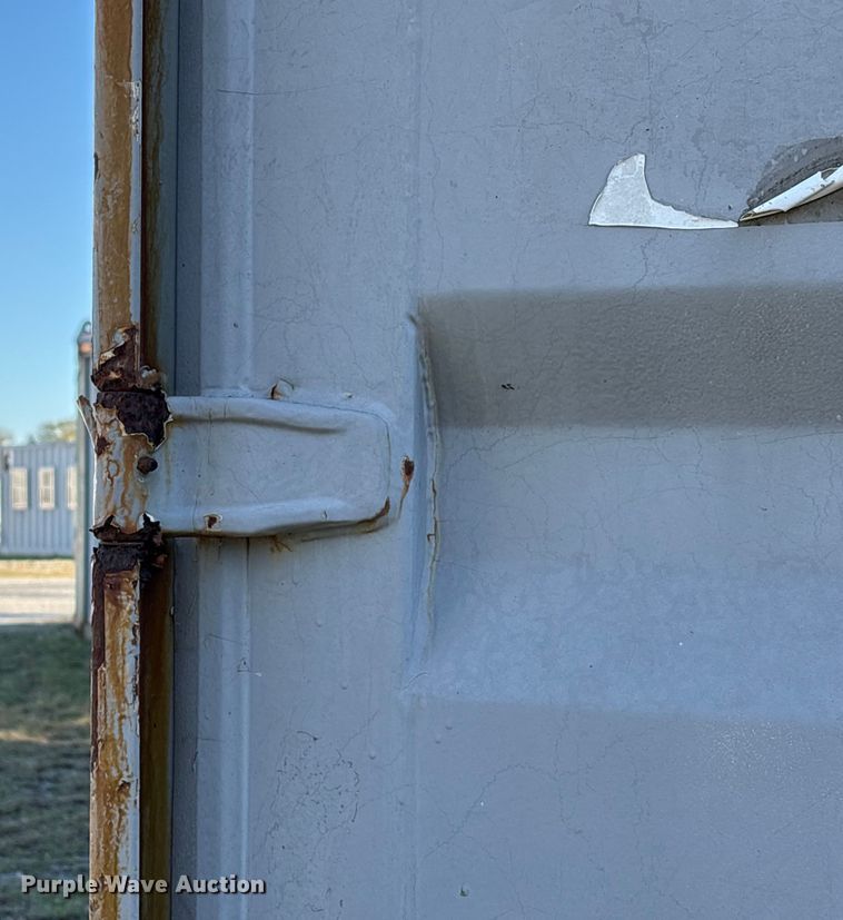 image for item EA7188 Shipping container