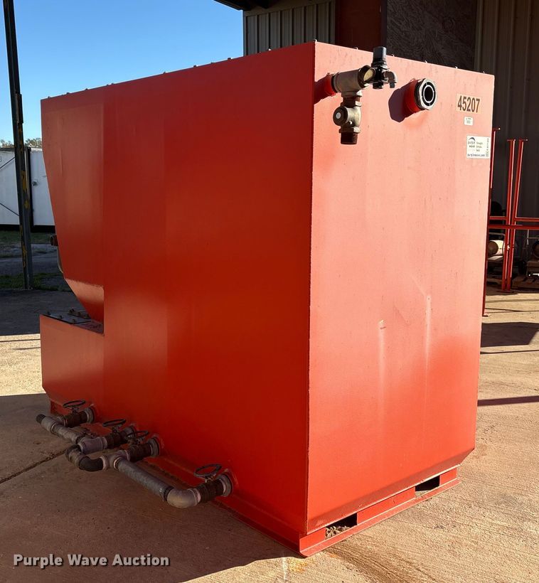 image for item EA7189 Tank