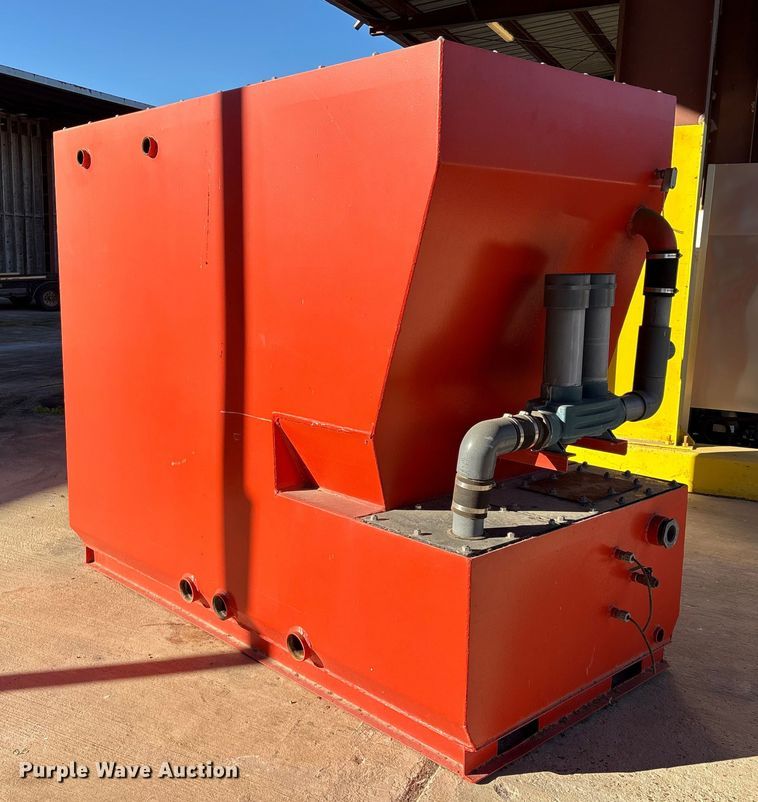 image for item EA7189 Tank