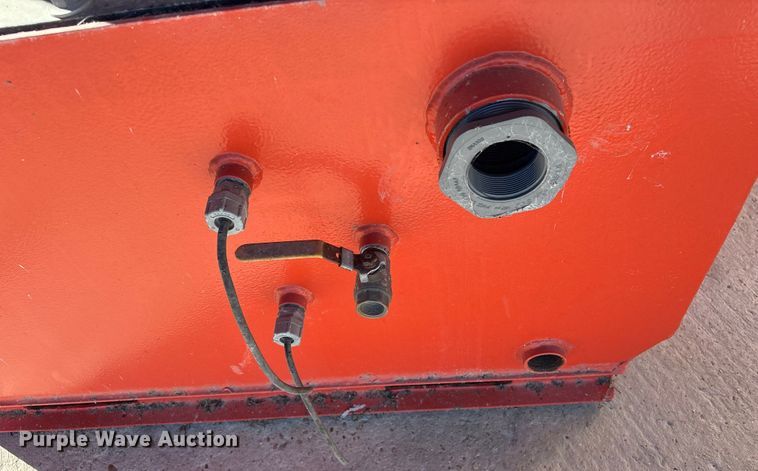 image for item EA7189 Tank