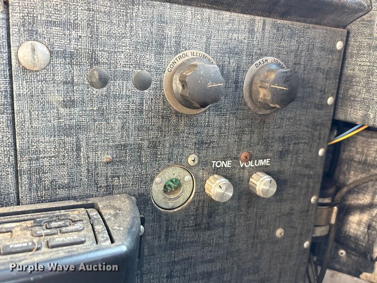 image for item EA7781 1993 MCI MC-12 coach bus