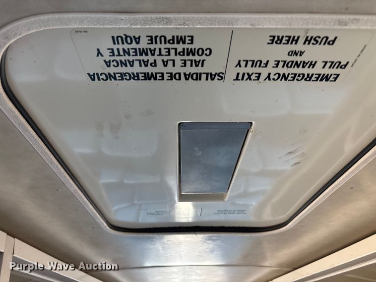 image for item EA7781 1993 MCI MC-12 coach bus