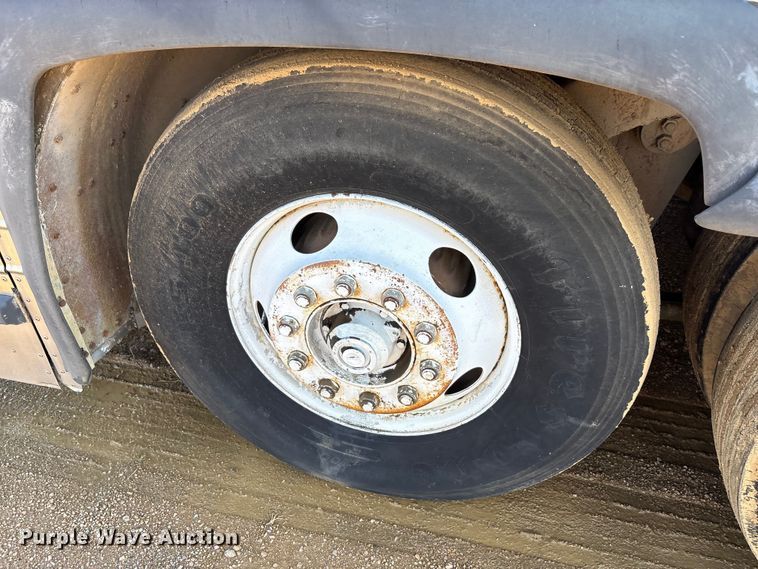 image for item EA7781 1993 MCI MC-12 coach bus