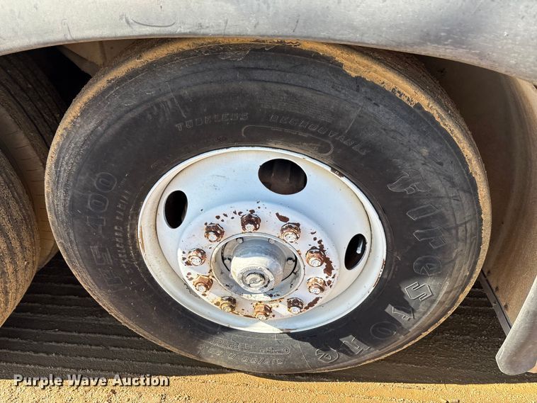 image for item EA7781 1993 MCI MC-12 coach bus