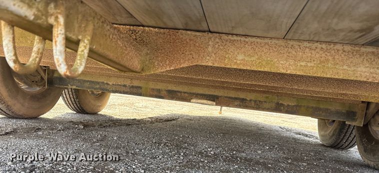 image for item EA7827 2012 W-W enclosed cargo trailer