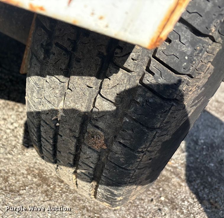 image for item EA7827 2012 W-W enclosed cargo trailer