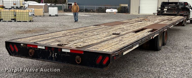 image for item EA7839 2006 Legend equipment trailer