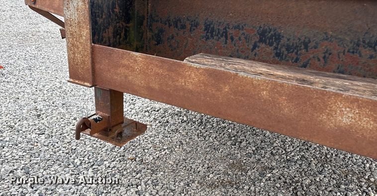 image for item EA7839 2006 Legend equipment trailer