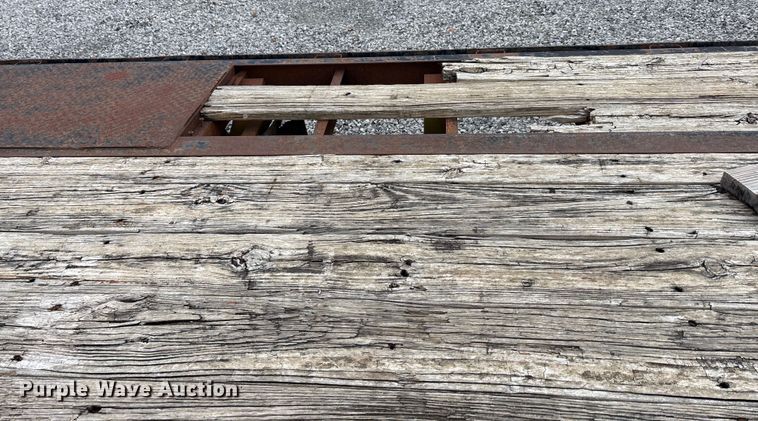 image for item EA7839 2006 Legend equipment trailer