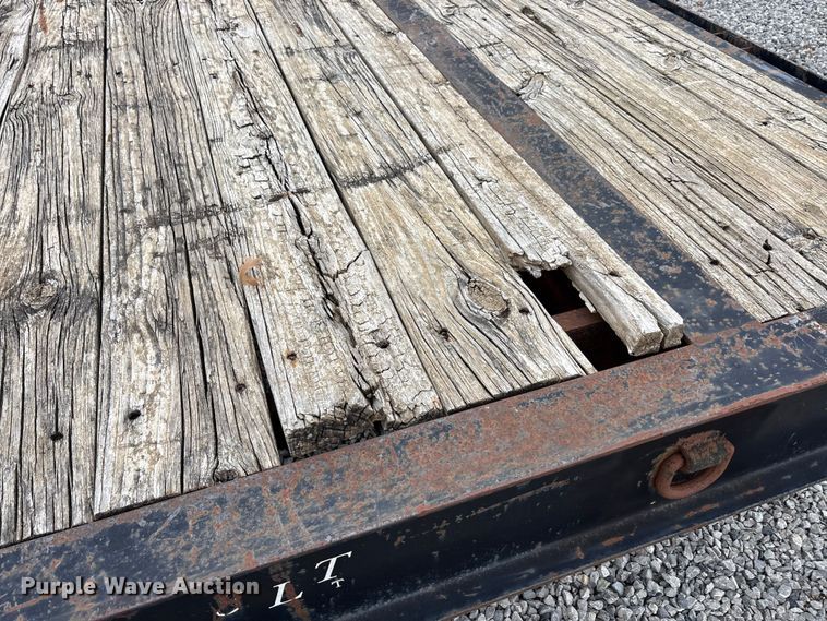 image for item EA7839 2006 Legend equipment trailer