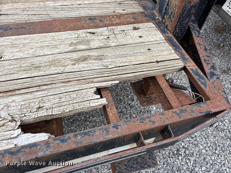 image for item EA7839 2006 Legend equipment trailer