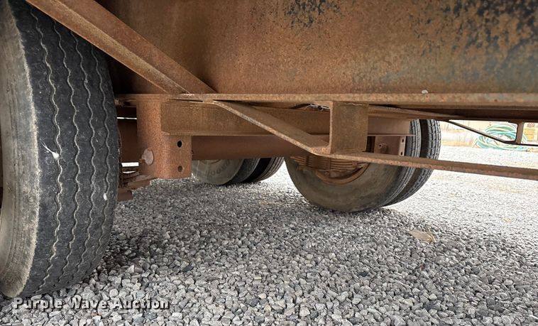 image for item EA7839 2006 Legend equipment trailer