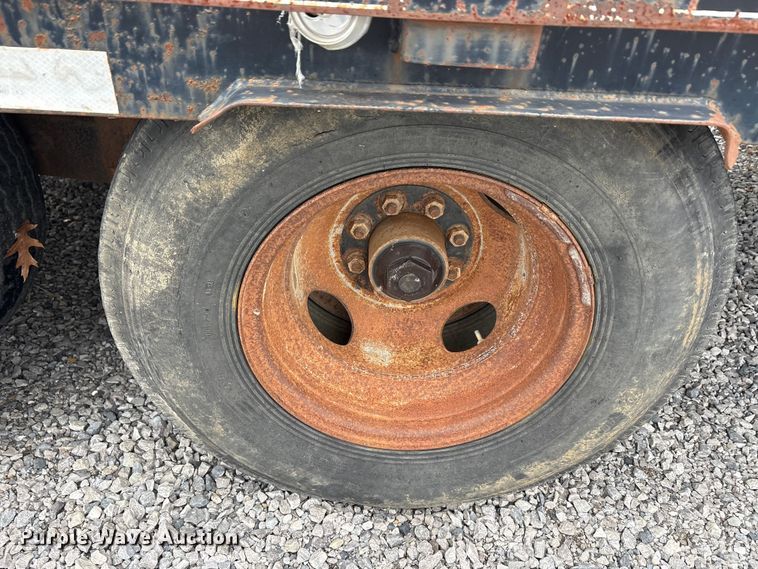 image for item EA7839 2006 Legend equipment trailer