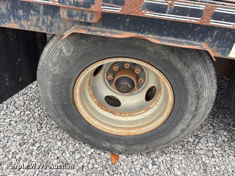 image for item EA7839 2006 Legend equipment trailer