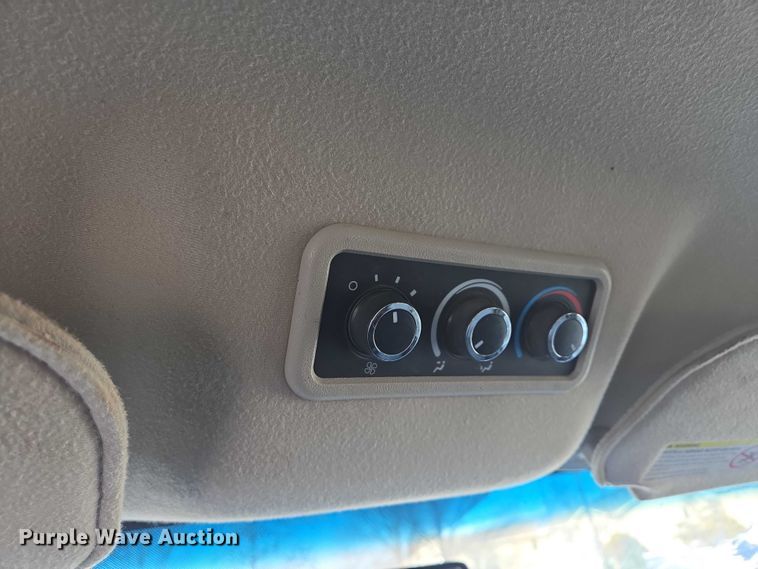 image for item EB1264 2013 Chevrolet Express 3500 van