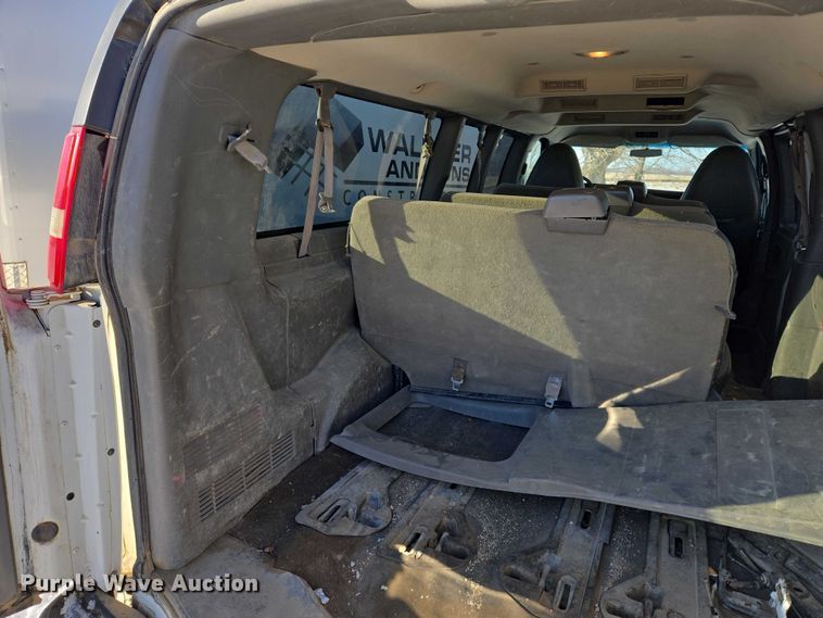 image for item EB1264 2013 Chevrolet Express 3500 van