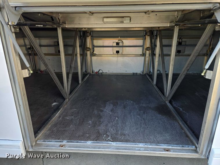 image for item EB1268 2009 Van Hool C2045 coach bus