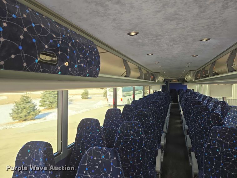 image for item EB1268 2009 Van Hool C2045 coach bus