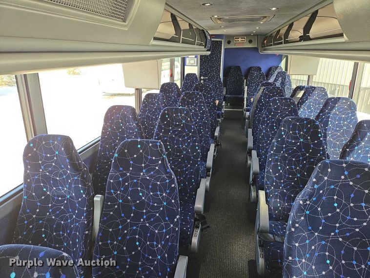 image for item EB1268 2009 Van Hool C2045 coach bus