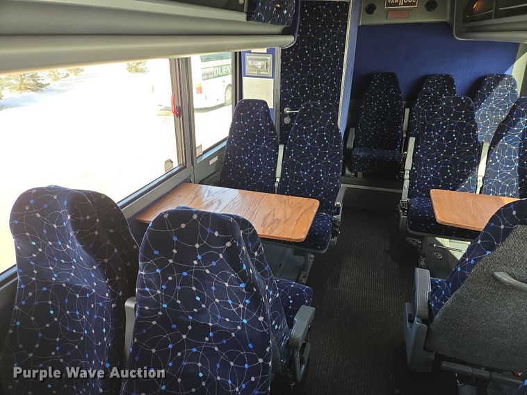 image for item EB1268 2009 Van Hool C2045 coach bus